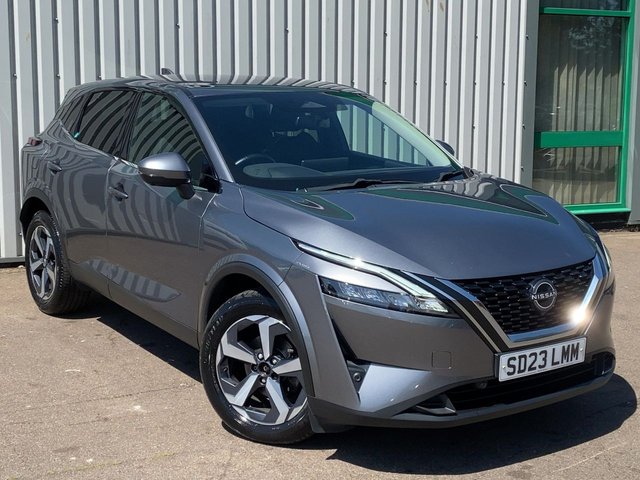 View our NISSAN QASHQAI