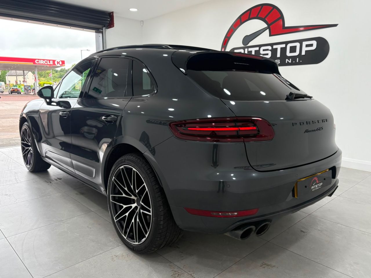 2016 PORSCHE MACAN 3.0T V6 GTS SUV 5dr Petrol PDK 4WD Euro 6 (s/s) (360 ps) - vehicle photo 12 for sale on PureCar
