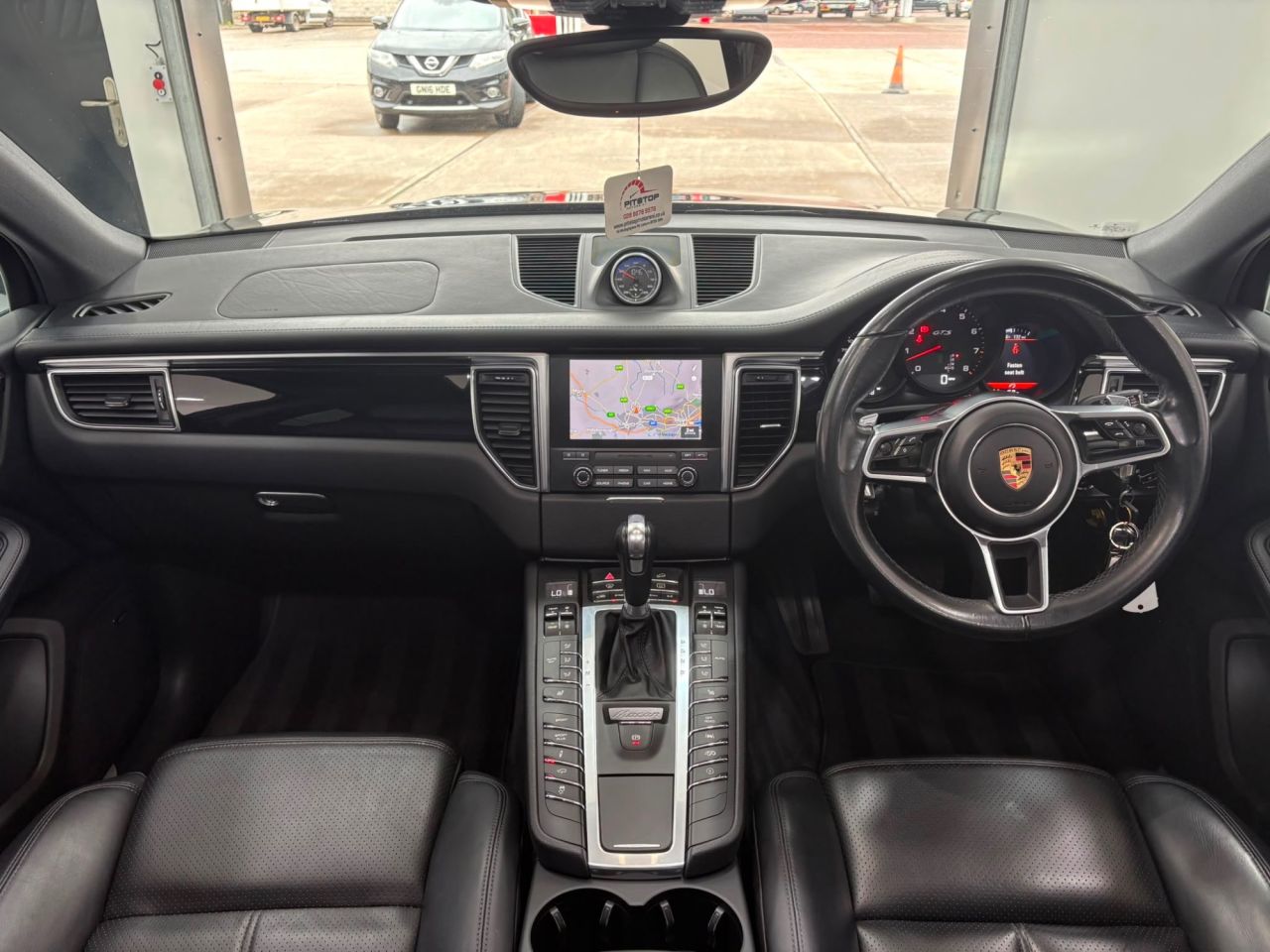 2016 PORSCHE MACAN 3.0T V6 GTS SUV 5dr Petrol PDK 4WD Euro 6 (s/s) (360 ps) - vehicle photo 26 for sale on PureCar