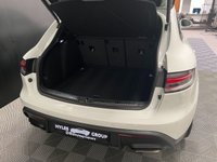 USED 2022 22 PORSCHE MACAN 2.0T SUV 5dr Petrol PDK 4WD Euro 6 (s/s) (265 ps) 
