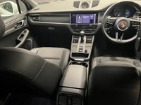 USED 2022 22 PORSCHE MACAN 2.0T SUV 5dr Petrol PDK 4WD Euro 6 (s/s) (265 ps) 