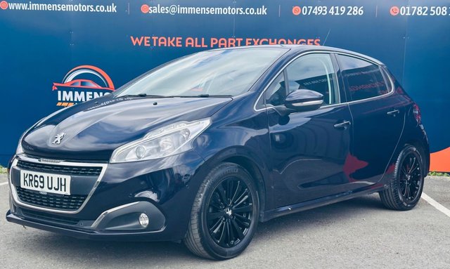 View our PEUGEOT 208