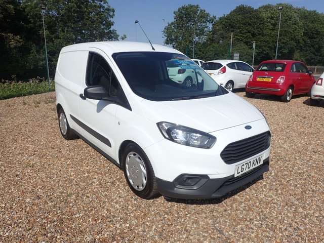 View our FORD TRANSIT COURIER