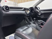 USED 2022 72 MG MG ZS 1.0 T-GDI Exclusive SUV 5dr Petrol Manual Euro 6 (111 ps) 1own/PanRoof/DigiDash/AppCarPl