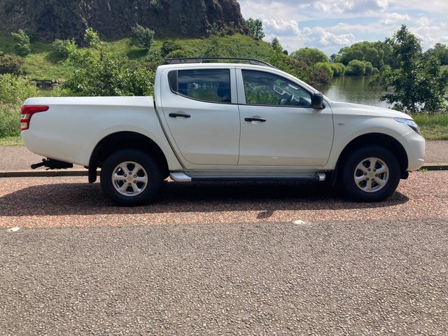 View our MITSUBISHI L200