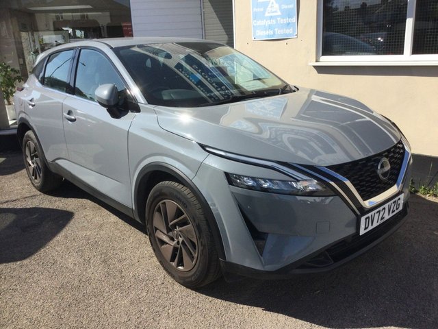 View our NISSAN QASHQAI
