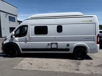 USED 2018 18 HYMER YOSEMITE POPTOP 4 BERTH - 4 BELT 