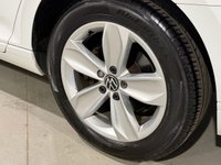 USED 2021 21 VOLKSWAGEN PASSAT 2.0 TDI EVO SE Nav Estate 5dr Diesel DSG Euro 6 (s/s) (150 ps) 