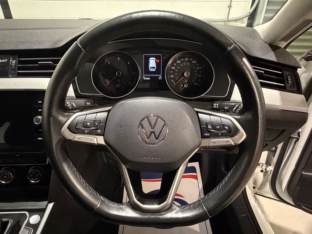 USED 2021 21 VOLKSWAGEN PASSAT 2.0 TDI EVO SE Nav Estate 5dr Diesel DSG Euro 6 (s/s) (150 ps) 