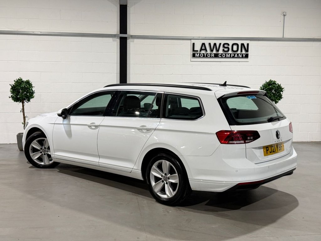 USED 2021 21 VOLKSWAGEN PASSAT 2.0 TDI EVO SE Nav Estate 5dr Diesel DSG Euro 6 (s/s) (150 ps) 