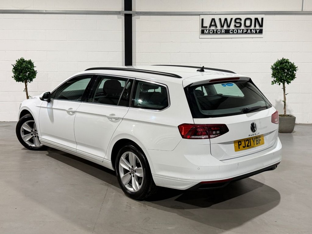 USED 2021 21 VOLKSWAGEN PASSAT 2.0 TDI EVO SE Nav Estate 5dr Diesel DSG Euro 6 (s/s) (150 ps) 