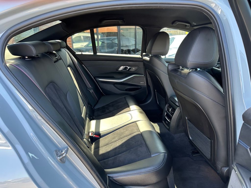 USED 2023 72 BMW 3 SERIES 2.0 330e 12kWh M Sport Saloon 4dr Petrol Plug-in Hybrid Auto Euro 6 (s/s) (292 ps) FULL S/H Huge Spec Great Condition