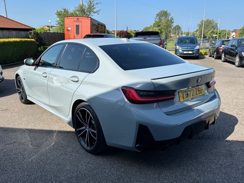 USED 2023 72 BMW 3 SERIES 2.0 330e 12kWh M Sport Saloon 4dr Petrol Plug-in Hybrid Auto Euro 6 (s/s) (292 ps) FULL S/H Huge Spec Great Condition