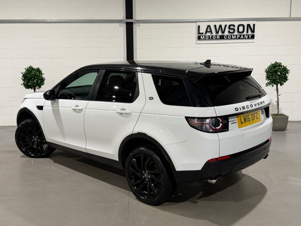 USED 2016 16 LAND ROVER DISCOVERY SPORT 2.0 TD4 HSE Black SUV 5dr Diesel Auto 4WD Euro 6 (s/s) (180 ps) 