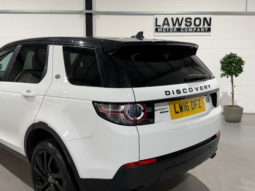 USED 2016 16 LAND ROVER DISCOVERY SPORT 2.0 TD4 HSE Black SUV 5dr Diesel Auto 4WD Euro 6 (s/s) (180 ps) 