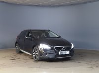 USED 2018 68 VOLVO V40 CROSS COUNTRY 1.5 T3 GPF Pro Hatchback 5dr Petrol Auto Euro 6 (s/s) (152 ps) 