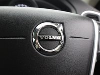 USED 2018 68 VOLVO V40 CROSS COUNTRY 1.5 T3 GPF Pro Hatchback 5dr Petrol Auto Euro 6 (s/s) (152 ps) REAR CAMERA | CRUISE CONTROL