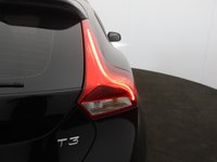 USED 2018 68 VOLVO V40 CROSS COUNTRY 1.5 T3 GPF Pro Hatchback 5dr Petrol Auto Euro 6 (s/s) (152 ps) REAR CAMERA | CRUISE CONTROL