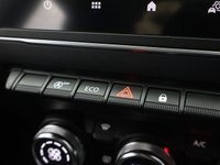 USED 2022 22 RENAULT CAPTUR 1.0 TCe Iconic SUV 5dr Petrol Manual Euro 6 (s/s) (90 ps) APPLE CARPLAY | PARK SENSORS