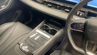 USED 2025 25 Omoda 5 1.6 TGDI Knight SUV 5dr Petrol DCT Euro 6 (s/s) (147 ps)+2 KEYS+1 OWNER FROM NEW+MEDIA+HISTORY+PARK CONTROL WITH CAMERA+CRUISE+CLIMATE+BLUETOOTH+NAV+DIGITAL DASH+APPS+DAB+ALLOYS+CRUISE+HEATED FRONT SEATS+ 2 KEYS+1 OWNER FROM NEW+MEDIA+HISTORY+PARK CONTROL WITH CAMERA+CRUISE+CLIMATE+BLUETOOTH+NAV+DIGITAL DASH+APPS+DAB+ALLOYS+CRUISE+HEATED FRONT SEATS+HPI CLEAR