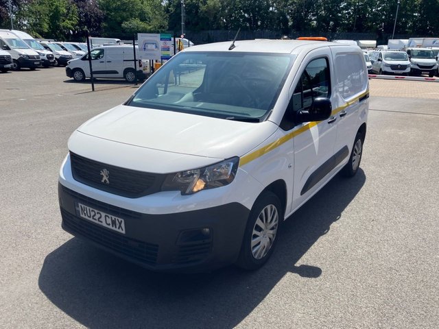 View our PEUGEOT PARTNER