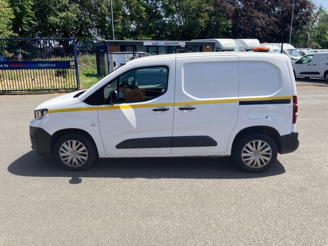 View our PEUGEOT PARTNER