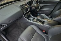 USED 2017 17 JAGUAR XE 2.0d Portfolio Saloon 4dr Diesel Auto Euro 6 (s/s) (180 ps) 