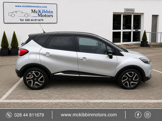 View our RENAULT CAPTUR