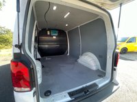 USED 2021 71 VOLKSWAGEN TRANSPORTER 2.0 TDI T28 Highline Panel Van 5dr Diesel DSG FWD SWB Euro 6 (s/s) (150 ps) Highline, DSG, Rev Camera, Tailgate