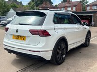 USED 2019 69 VOLKSWAGEN TIGUAN 2.0 TDI R-Line Tech SUV 5 Door Diesel Automatic DSG White Euro 6 1 Former Keeper HEATED SEATS+PAN ROOF+BLUETOOTH+DAB
