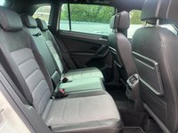 USED 2019 69 VOLKSWAGEN TIGUAN 2.0 TDI R-Line Tech SUV 5 Door Diesel Automatic DSG White Euro 6 1 Former Keeper HEATED SEATS+PAN ROOF+BLUETOOTH+DAB