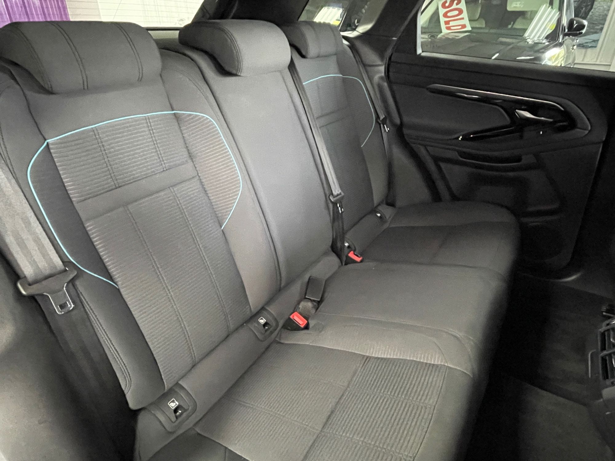 USED 2019 69 LAND ROVER RANGE ROVER EVOQUE 2.0 D150 R-Dynamic SUV 5dr Diesel Manual FWD Euro 6 (s/s) (150 ps) 