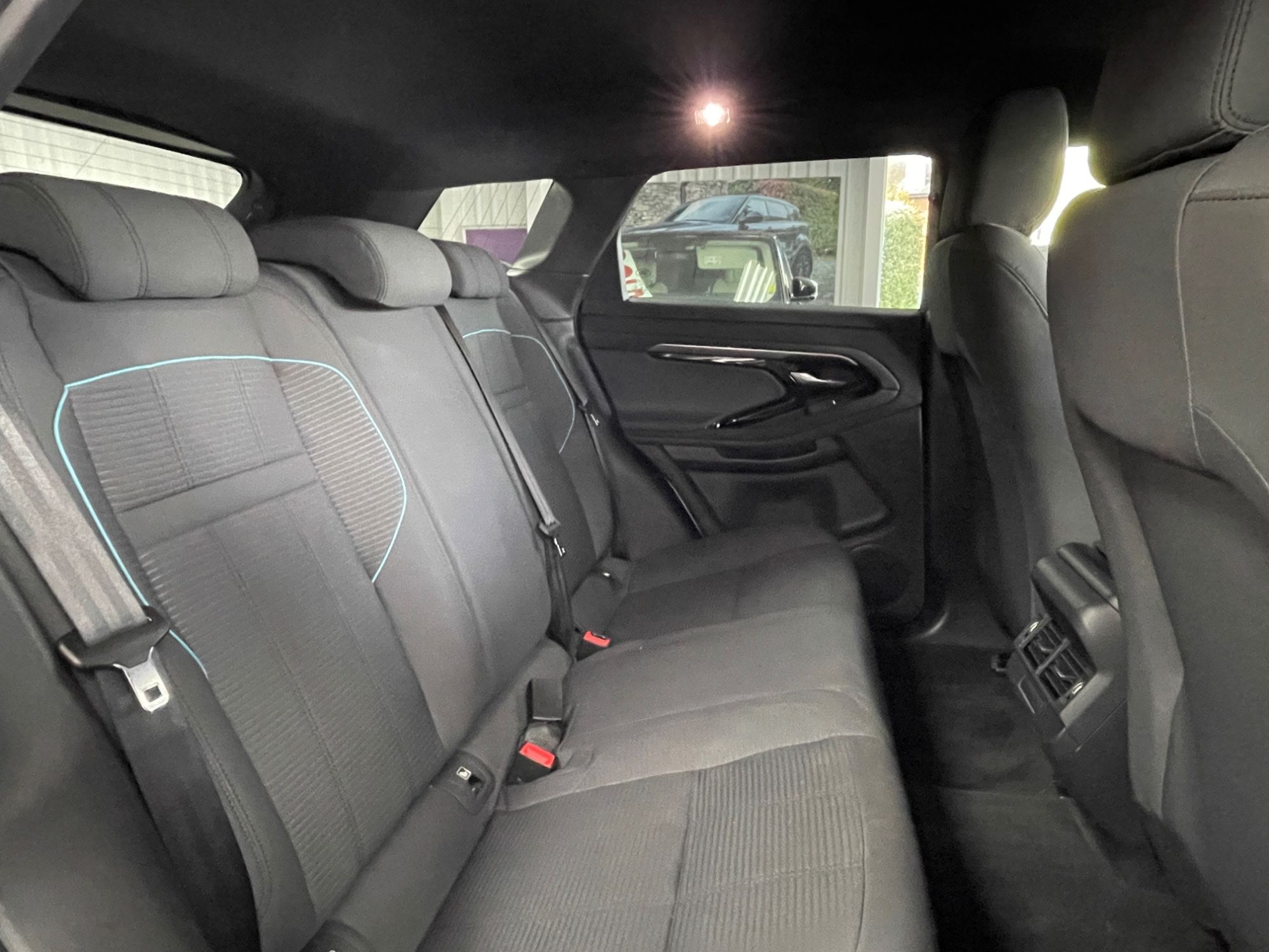 USED 2019 69 LAND ROVER RANGE ROVER EVOQUE 2.0 D150 R-Dynamic SUV 5dr Diesel Manual FWD Euro 6 (s/s) (150 ps) 