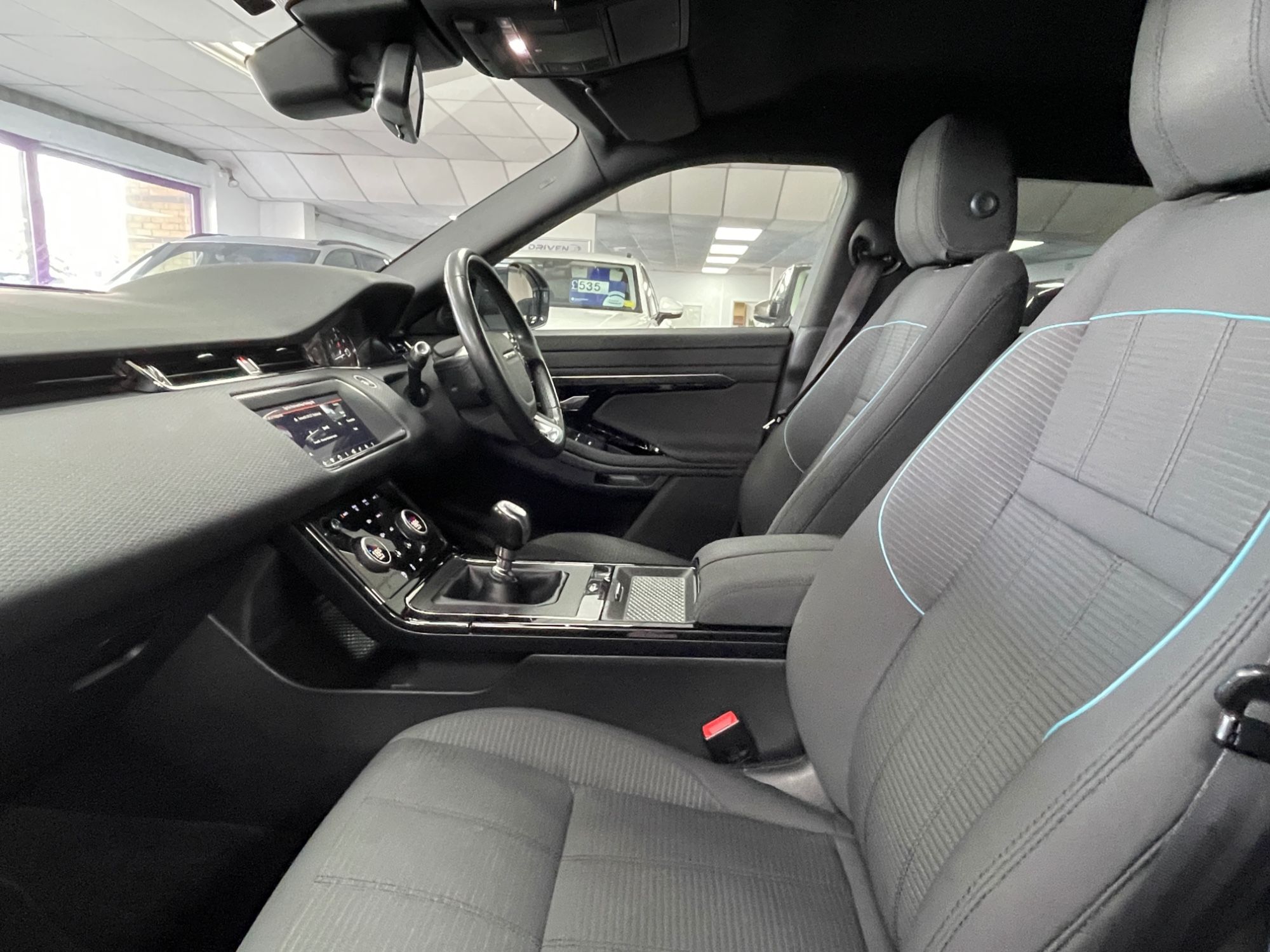 USED 2019 69 LAND ROVER RANGE ROVER EVOQUE 2.0 D150 R-Dynamic SUV 5dr Diesel Manual FWD Euro 6 (s/s) (150 ps) 