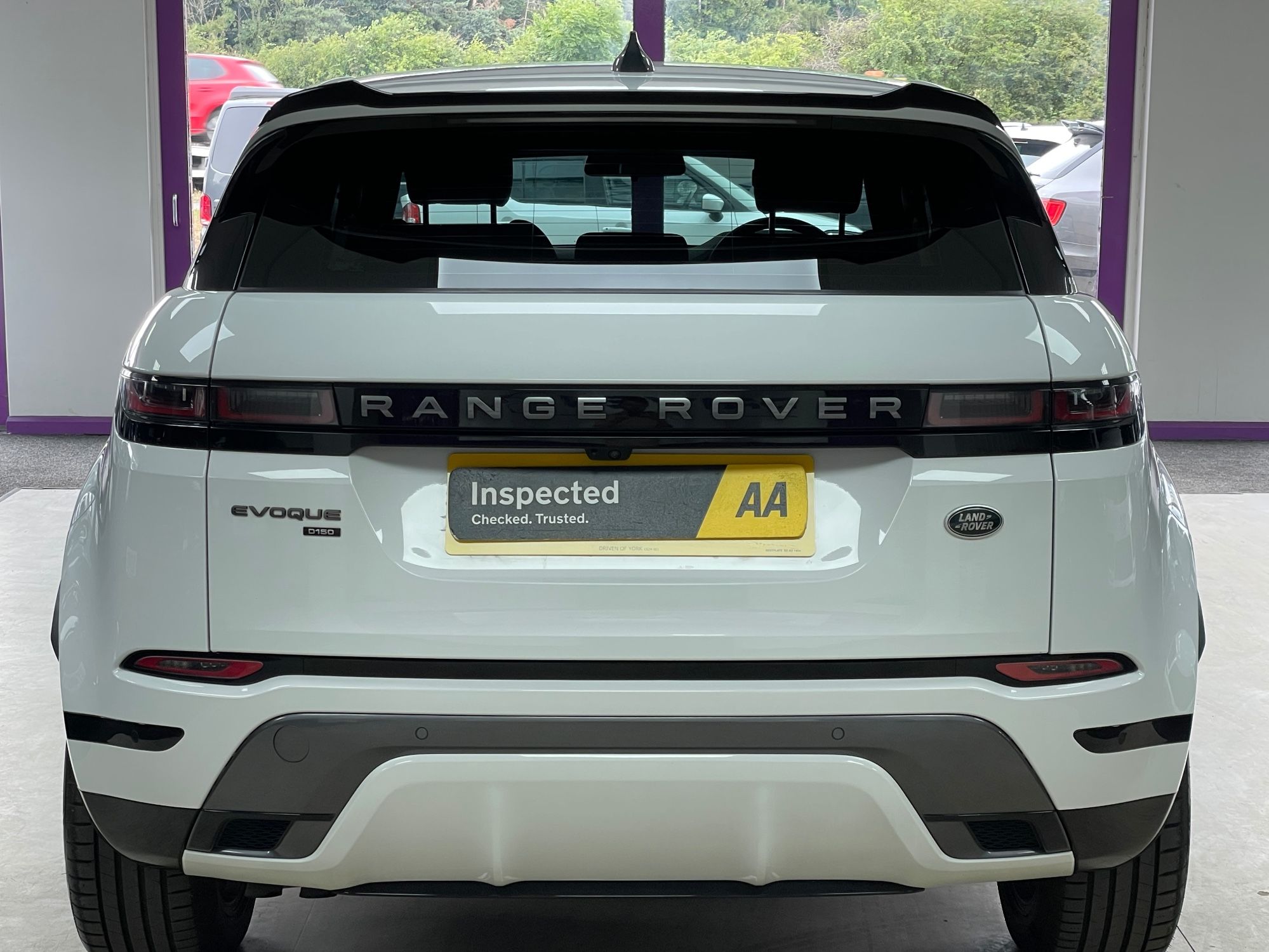 USED 2019 69 LAND ROVER RANGE ROVER EVOQUE 2.0 D150 R-Dynamic SUV 5dr Diesel Manual FWD Euro 6 (s/s) (150 ps) 