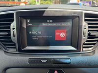 USED 2017 17 KIA SPORTAGE 1.6 GDi 2 SUV 5dr Petrol Manual Euro 6 (s/s) (130 bhp) FULL HISTORY 10 SERVICES 2KEYS
