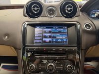 USED 2013 63 JAGUAR XJ 3.0d V6 Premium Luxury Saloon 4dr Diesel Auto Euro 5 (s/s) (275 ps) ****LOW MILEAGE****