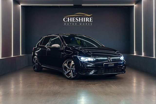 View our VOLKSWAGEN GOLF