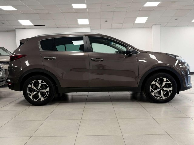 View our KIA SPORTAGE