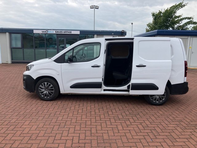 View our PEUGEOT Partner Professional Crew Van Long Wheel Base