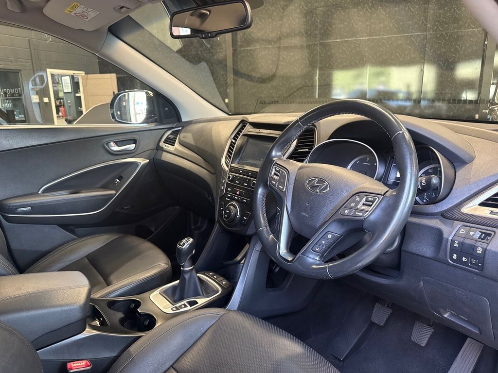 USED 2018 18 HYUNDAI SANTA FE 2.2 CRDi Blue Drive Premium SUV 5dr Diesel Manual 4WD Euro 6 (s/s) (200 ps) INFINITY AUDIO|ELECTRIC SEATS