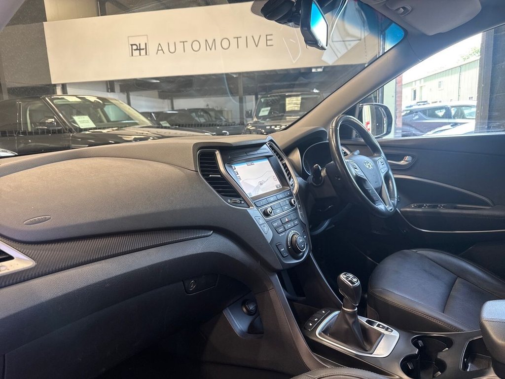 USED 2018 18 HYUNDAI SANTA FE 2.2 CRDi Blue Drive Premium SUV 5dr Diesel Manual 4WD Euro 6 (s/s) (200 ps) INFINITY AUDIO|ELECTRIC SEATS