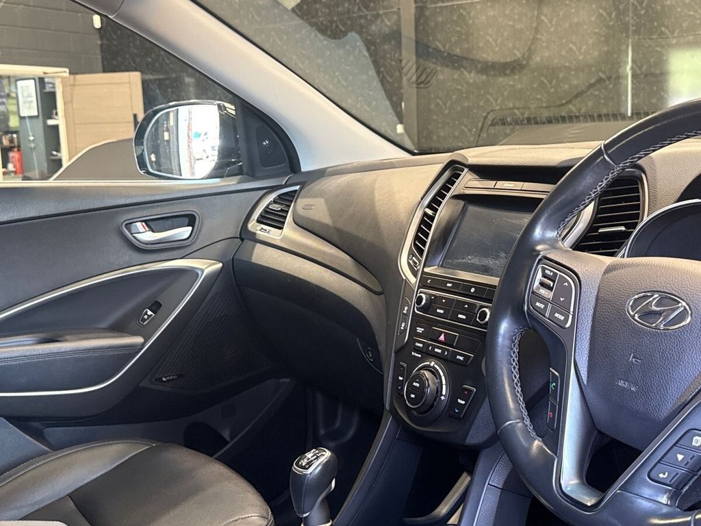 USED 2018 18 HYUNDAI SANTA FE 2.2 CRDi Blue Drive Premium SUV 5dr Diesel Manual 4WD Euro 6 (s/s) (200 ps) INFINITY AUDIO|ELECTRIC SEATS
