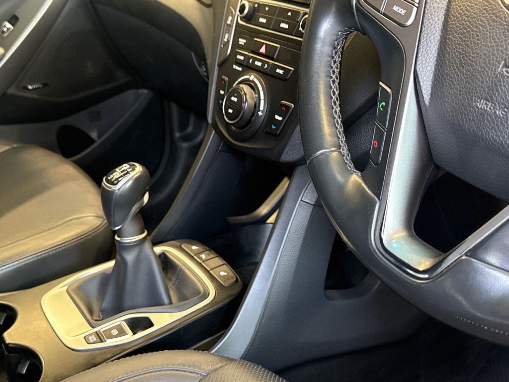 USED 2018 18 HYUNDAI SANTA FE 2.2 CRDi Blue Drive Premium SUV 5dr Diesel Manual 4WD Euro 6 (s/s) (200 ps) INFINITY AUDIO|ELECTRIC SEATS