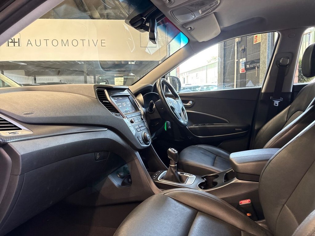 USED 2018 18 HYUNDAI SANTA FE 2.2 CRDi Blue Drive Premium SUV 5dr Diesel Manual 4WD Euro 6 (s/s) (200 ps) INFINITY AUDIO|ELECTRIC SEATS