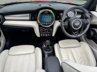 USED 2019 19 MINI CONVERTIBLE 1.5 COOPER EXCLUSIVE STEPTRONIC AUTO 135 BHP + SAT NAV + HEATED LEATHER 