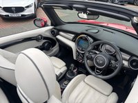 USED 2019 19 MINI CONVERTIBLE 1.5 COOPER EXCLUSIVE STEPTRONIC AUTO 135 BHP + SAT NAV + HEATED LEATHER 