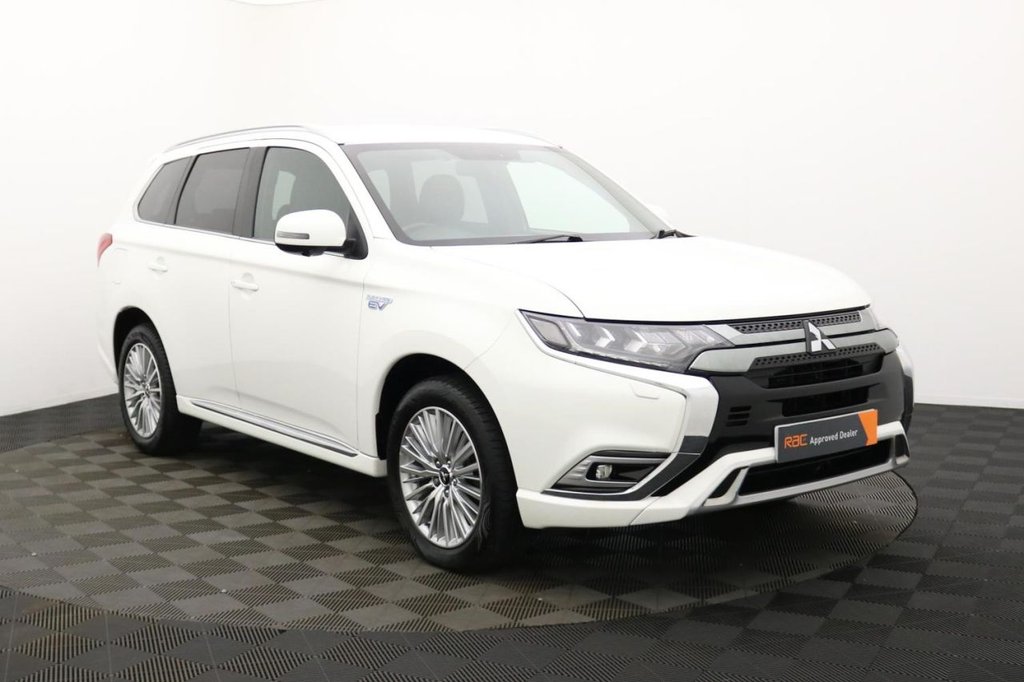 USED 2020 69 MITSUBISHI OUTLANDER 2.4h TwinMotor 13.8kWh 4h SUV 5dr Petrol Plug-in Hybrid CVT 4WD Euro 6 (s/s) (209 ps) 4X4, Camera, Keyless