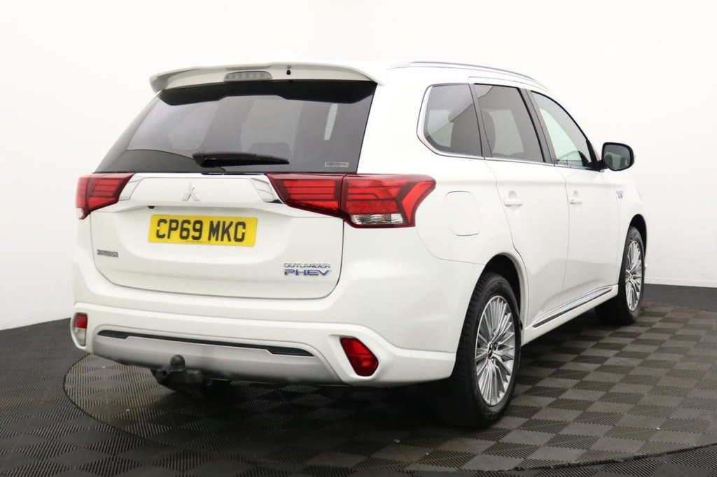USED 2020 69 MITSUBISHI OUTLANDER 2.4h TwinMotor 13.8kWh 4h SUV 5dr Petrol Plug-in Hybrid CVT 4WD Euro 6 (s/s) (209 ps) 4X4, Camera, Keyless