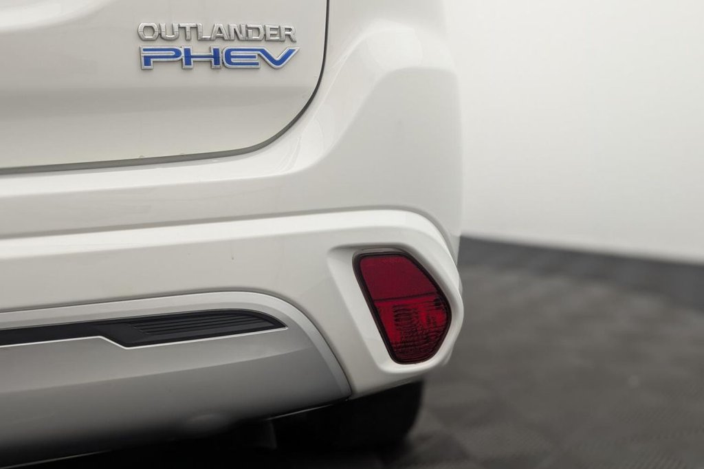 USED 2020 69 MITSUBISHI OUTLANDER 2.4h TwinMotor 13.8kWh 4h SUV 5dr Petrol Plug-in Hybrid CVT 4WD Euro 6 (s/s) (209 ps) 4X4, Camera, Keyless